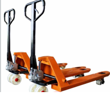 Compare the hydraulic systems of manual hydraulic handling vehicles and jacks