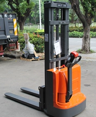How to calculate the climbing ability of an electric pallet truck